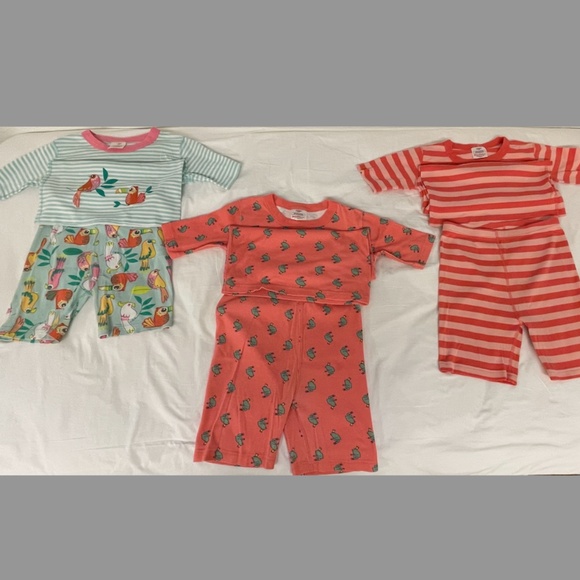 Set of 3- Girls Short Pajamas Hanna Andersson Pajamas set_ 160/150cms